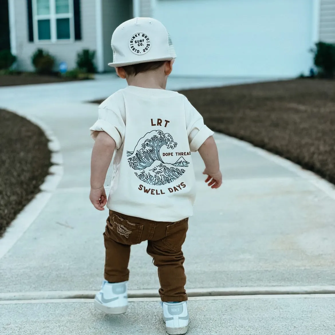 100% ORGANIC COTTON DOPE THREADS SWELL DAYS TEE