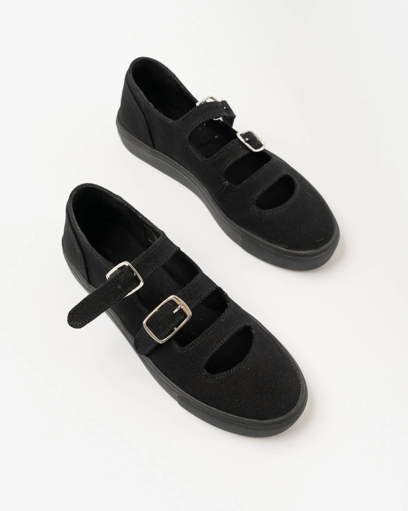 Caron Callahan Simona Sneakers in Black Canvas