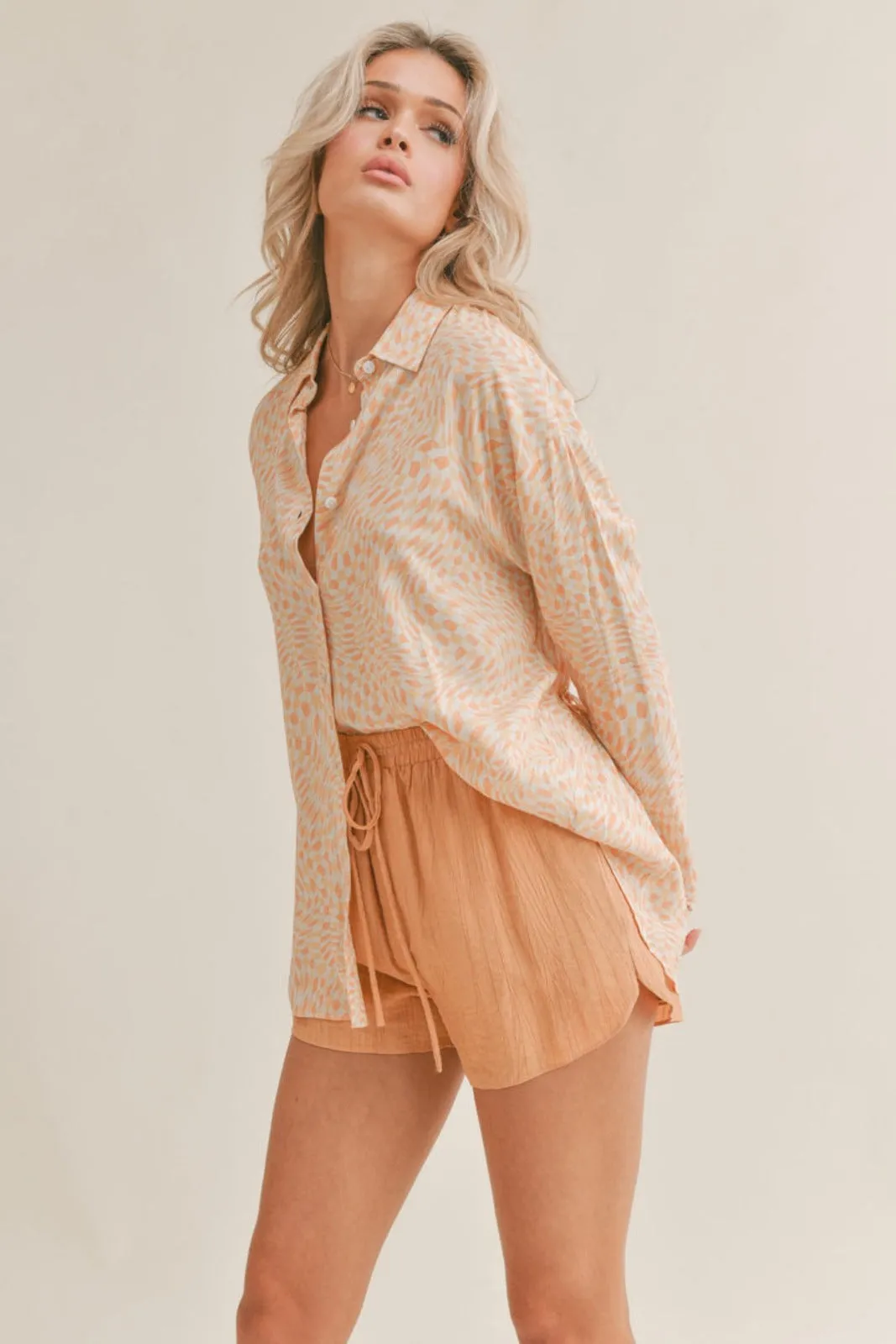 CINCH BACK BUTTON UP