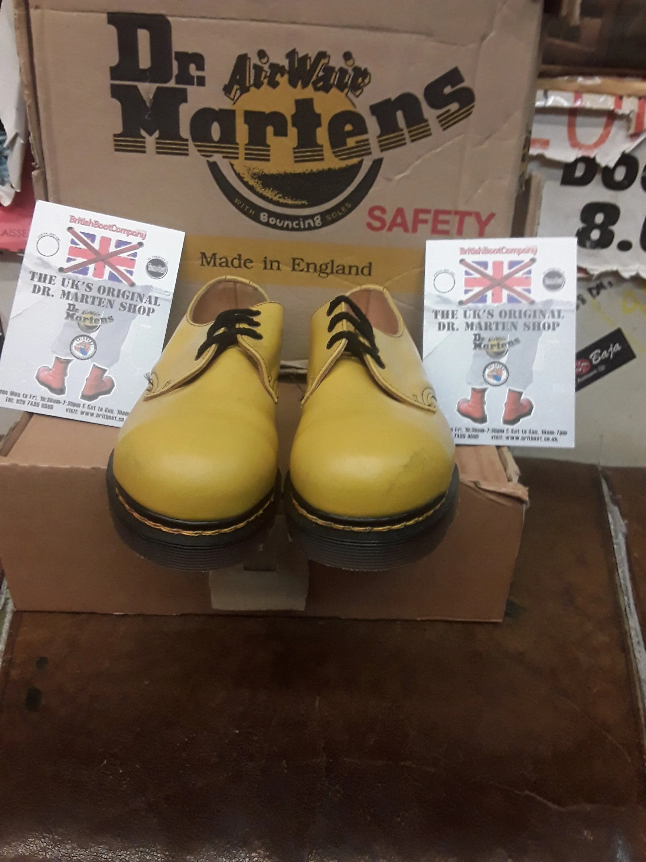 Dr Martens Steel Toe Shoes, Size UK3, Made in England, Vintage 90's, Yellow Leather Shoes  / 1925z