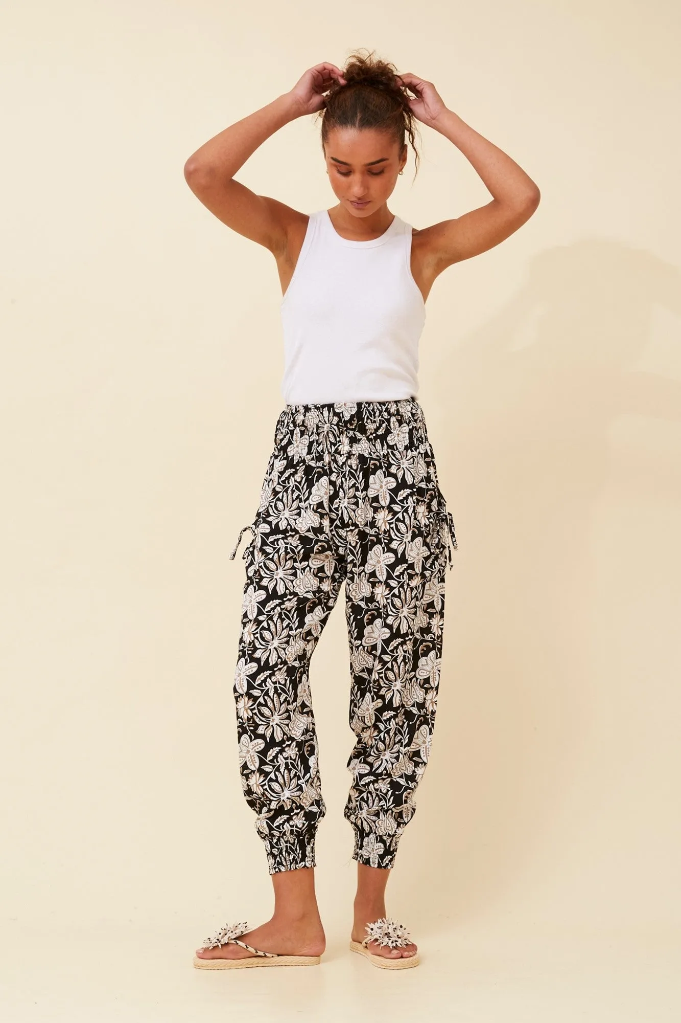 FLORAL PRINT HAREM PANTS