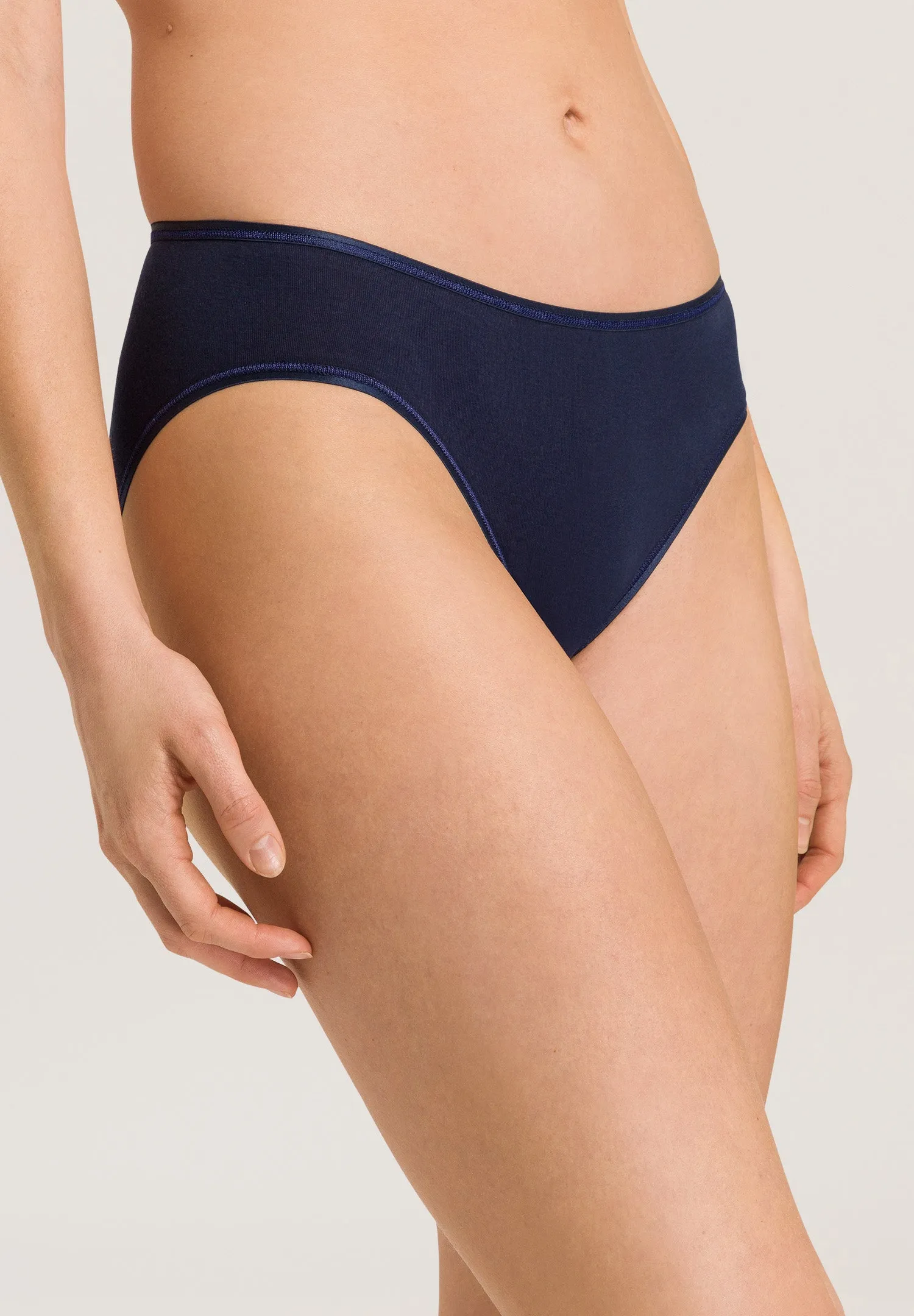Hanro Cotton Seamless Midi (Hi Cut) Briefs - Deep Navy