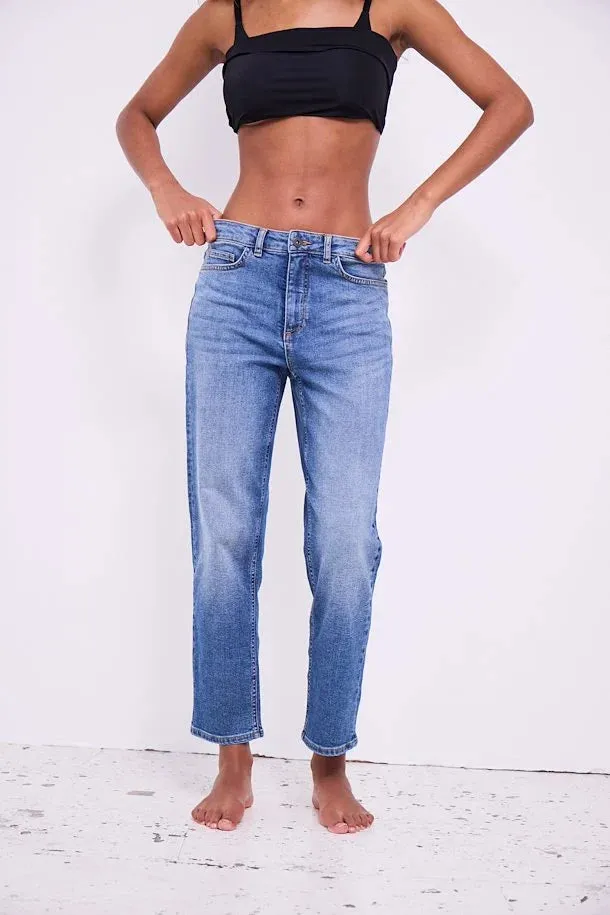 Ichi Twiggy Raven loose fit barrel jean Light Blue