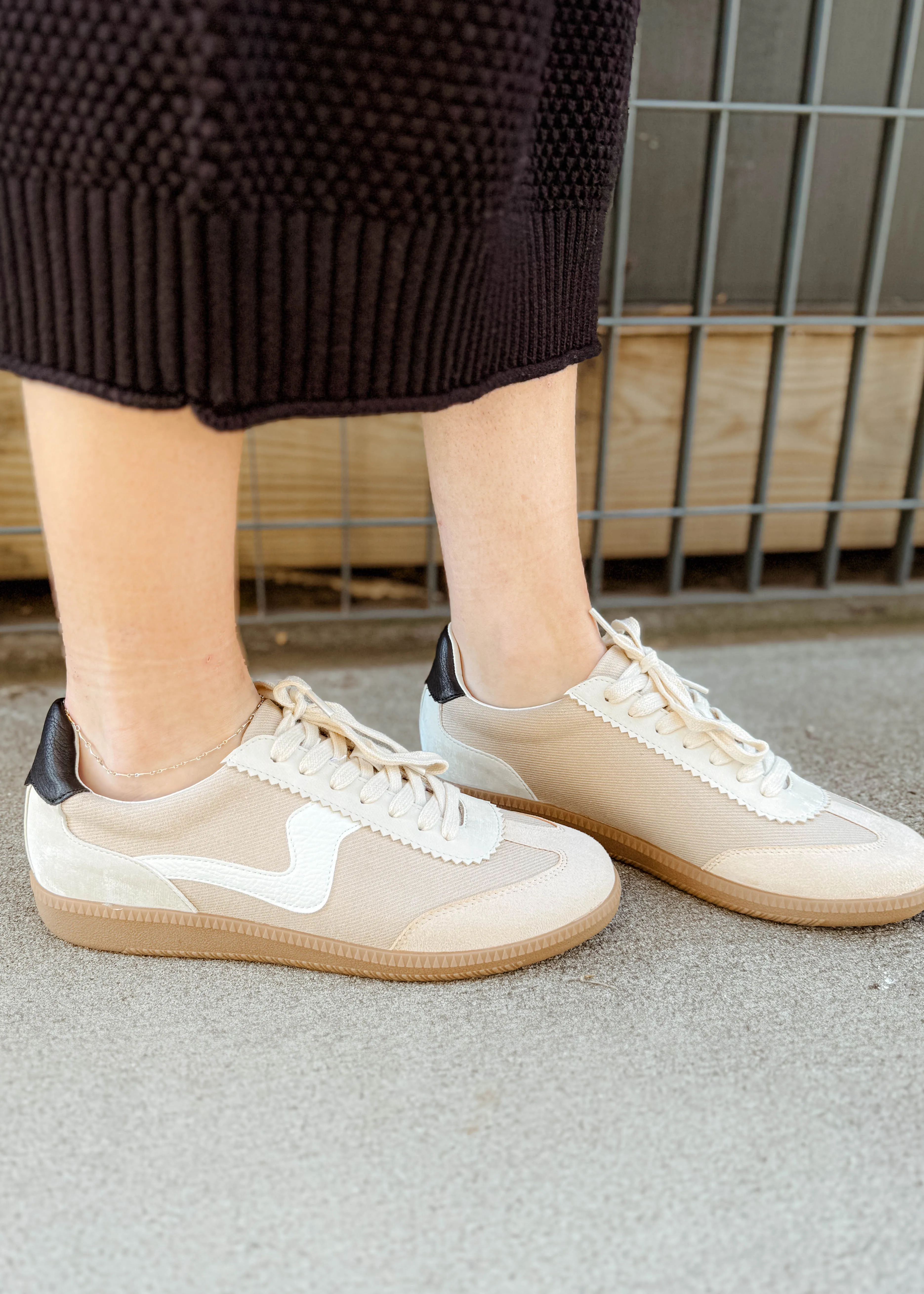 Kyla Casual Sneakers