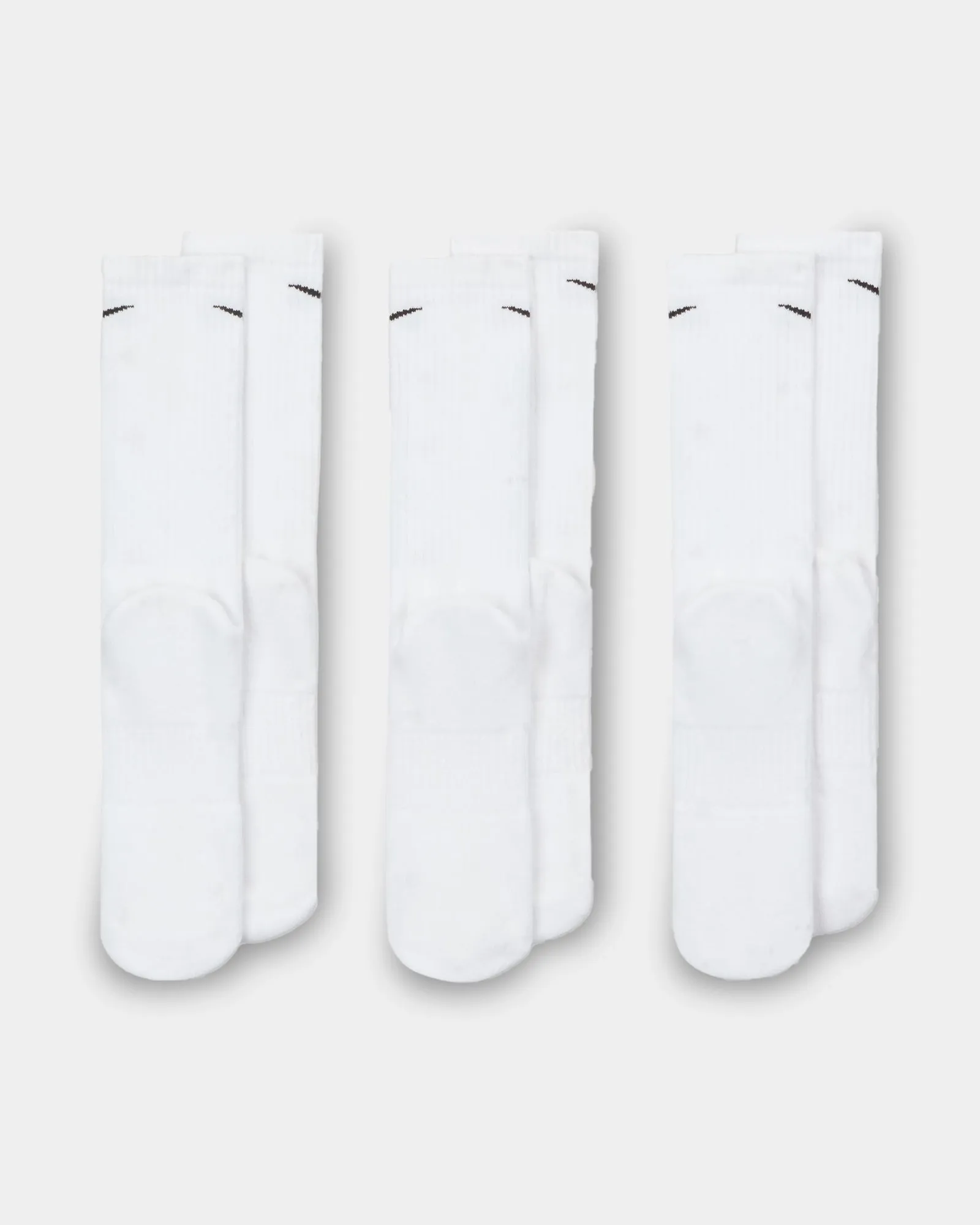 NIKE EVERYDAY CUSHIONED 010
