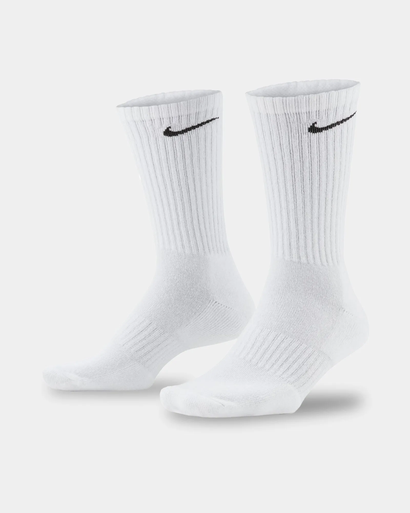 NIKE EVERYDAY CUSHIONED 010