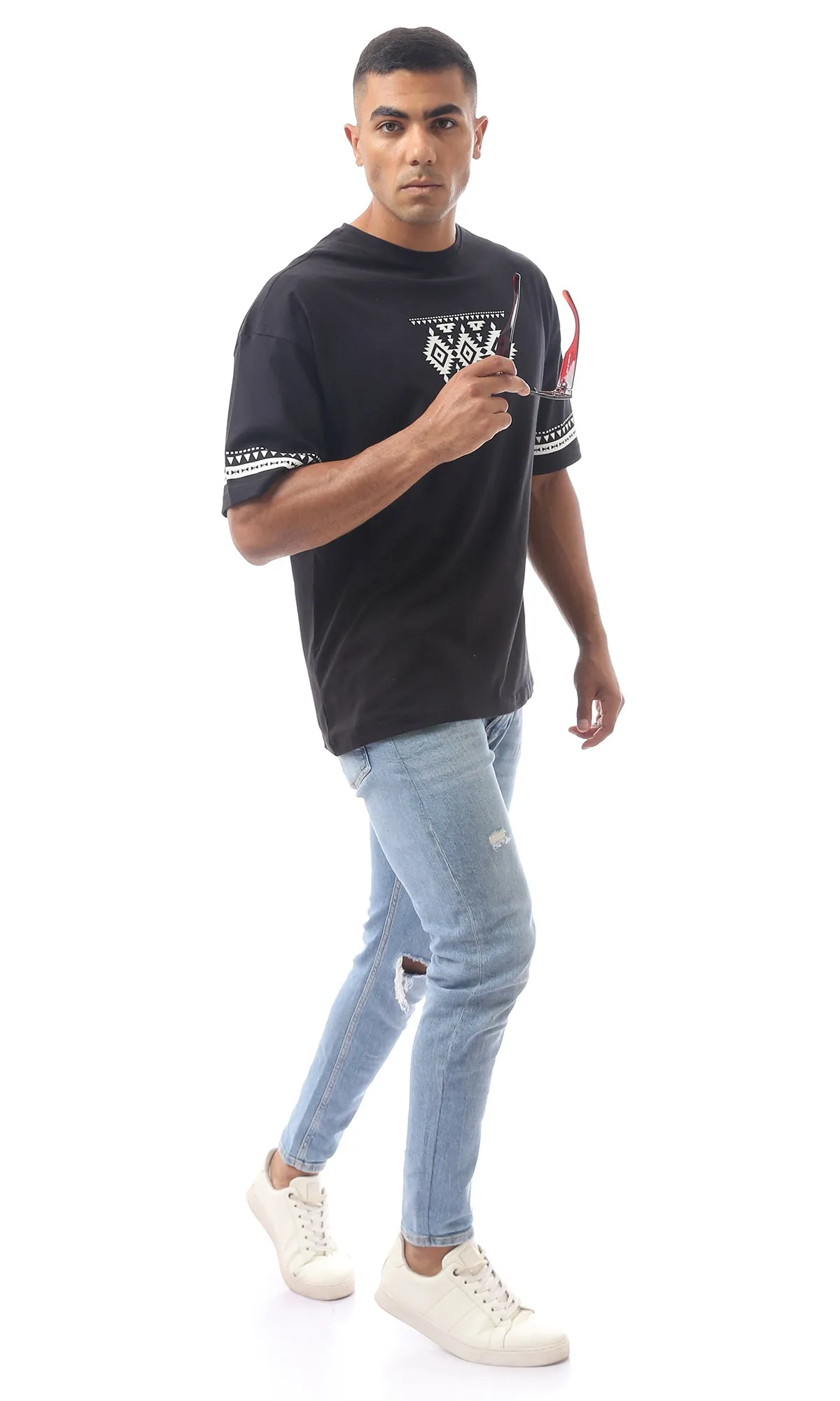 O170289 Printed Slip On Round Neck Black Tee