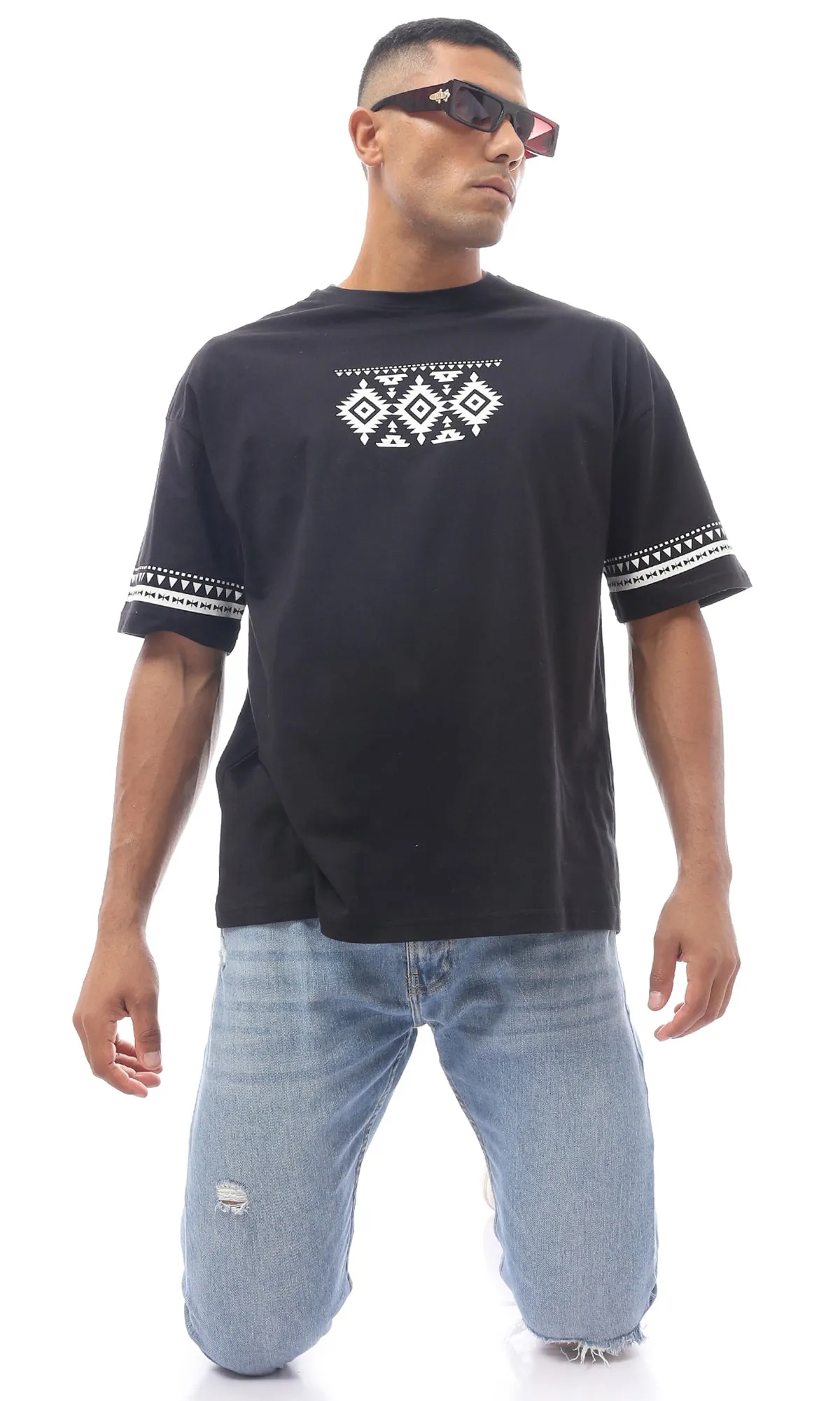 O170289 Printed Slip On Round Neck Black Tee
