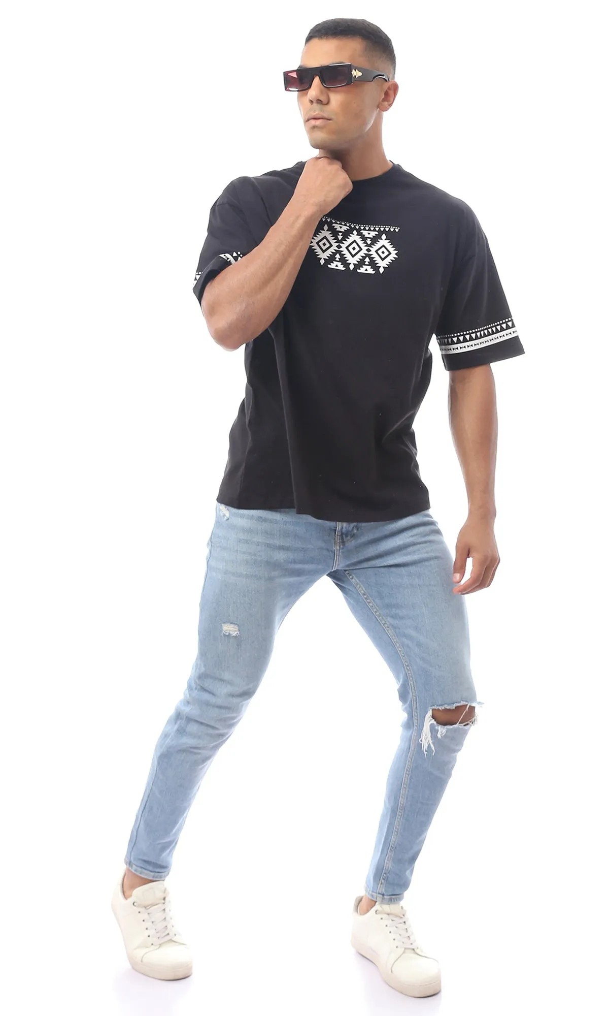 O170289 Printed Slip On Round Neck Black Tee