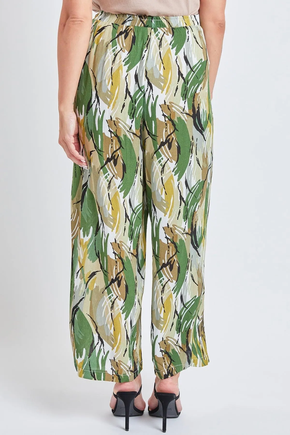 Women's Pull-On Relaxed High Rise Pant